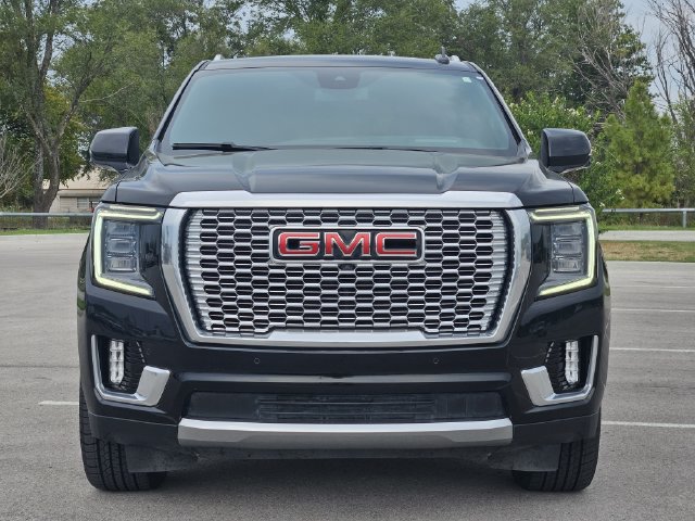 Used 2023 GMC Yukon XL Denali w/ Max Trailering Package AWD/4WD image 2