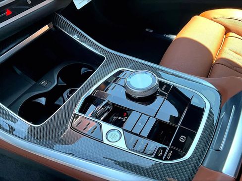 New 2026 BMW X5 M60i AWD/4WD image 7