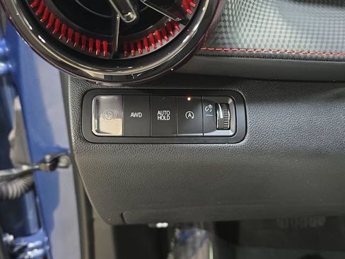 Used 2025 Chevrolet Equinox RS AWD/4WD image 28