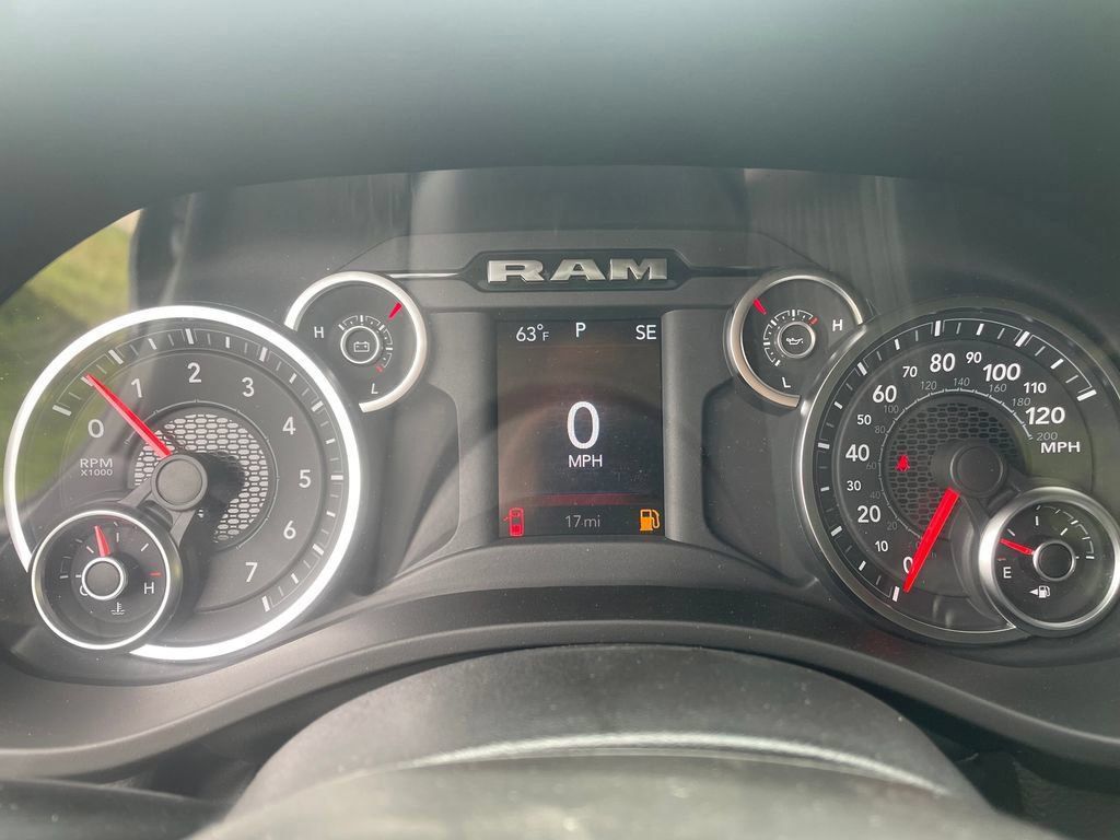 New 2026 RAM 1500 Big Horn AWD/4WD image 14