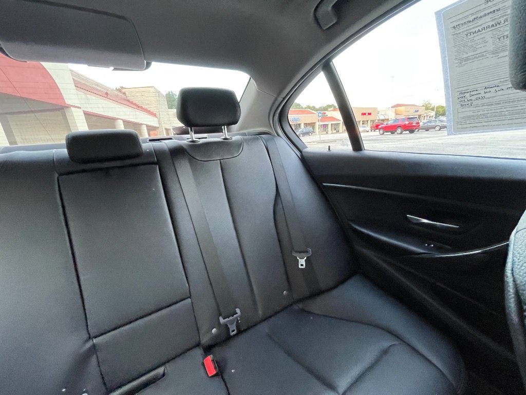 Used 2016 BMW 320i Sedan RWD image 39