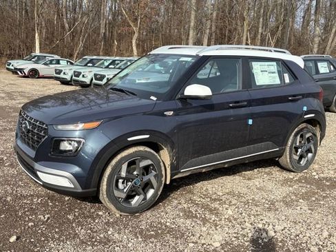 New 2026 Hyundai Venue SEL image 1