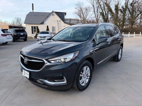 Used 2018 Buick Enclave Essence image 58