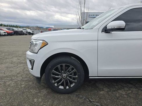 Used 2020 Ford Expedition Limited image 19