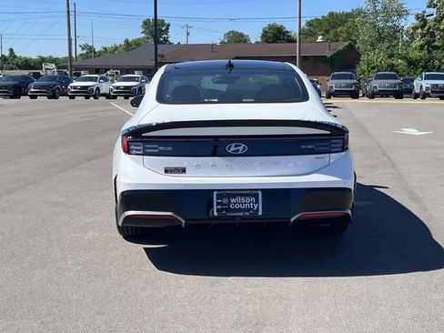 Certified 2025 Hyundai Sonata Limited FWD image 6