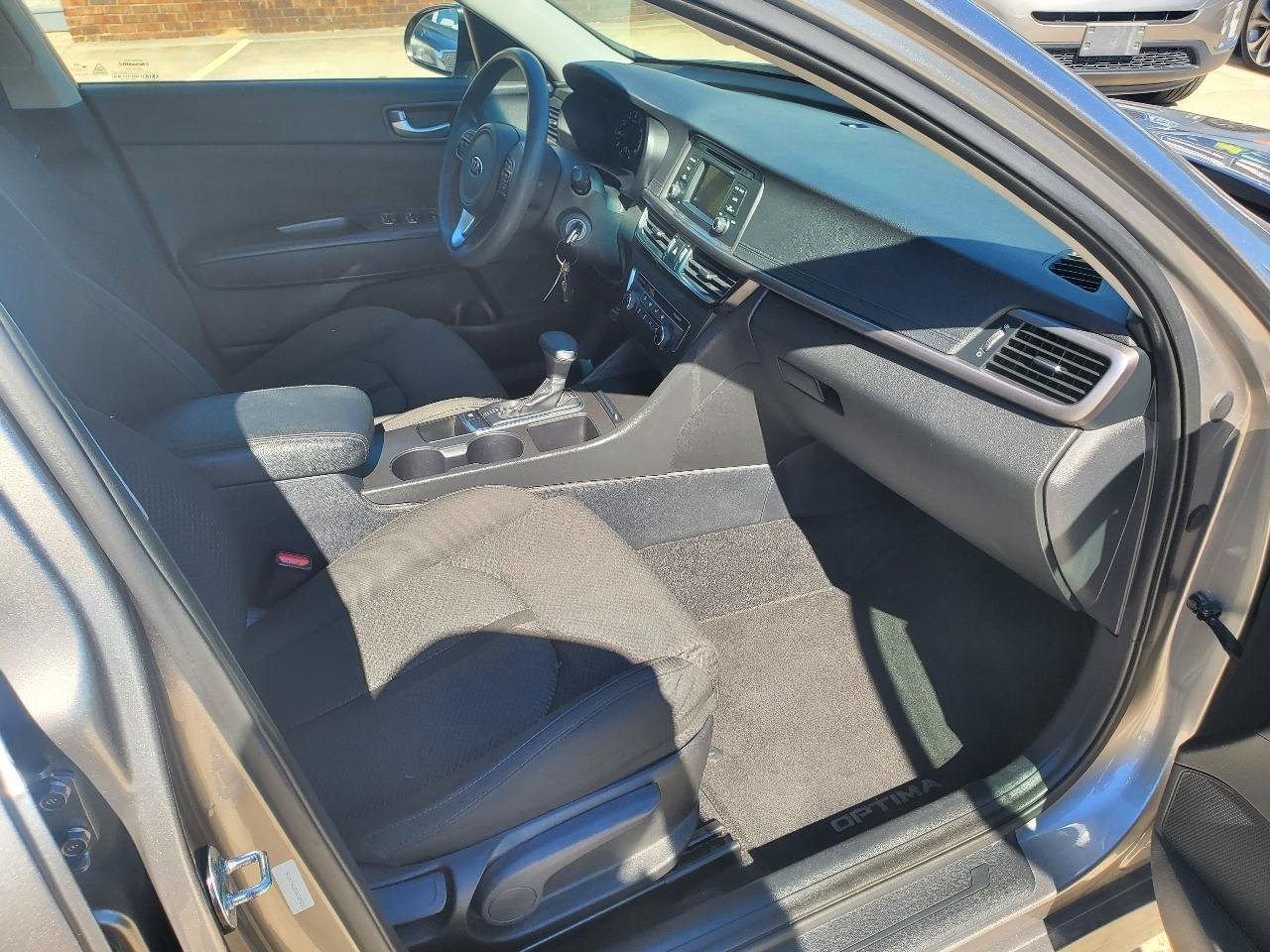 Used 2016 Kia Optima LX w/ LX Convenience Package FWD image 5