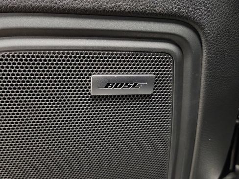 Certified 2026 Porsche Macan AWD/4WD image 24