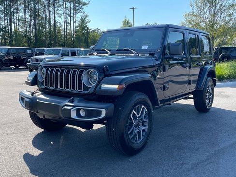 New 2025 Jeep Wrangler Sahara image 36