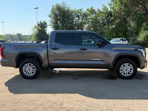 Used 2024 Toyota Tundra SR5 w/ SR5 Convenience Package AWD/4WD image 6