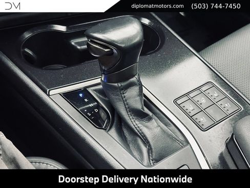 Used 2024 Lexus UX 250h F Sport AWD/4WD image 42