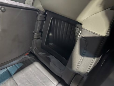 Used 2024 GMC Hummer EV 3X image 23