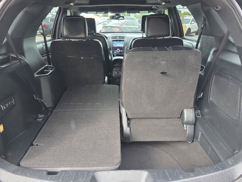 Used 2019 Ford Explorer Platinum AWD/4WD image 42