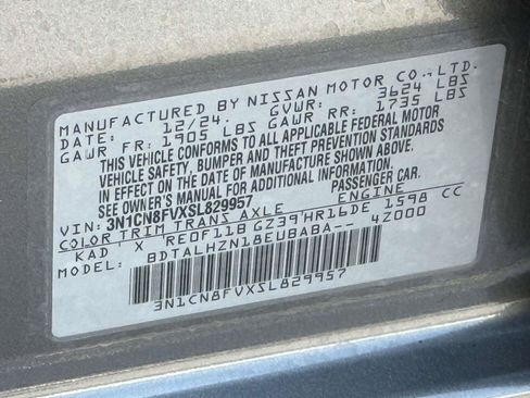 Used 2025 Nissan Versa SR w/ Trunk Package FWD image 32