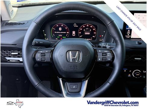 Used 2025 Honda Accord Touring image 12