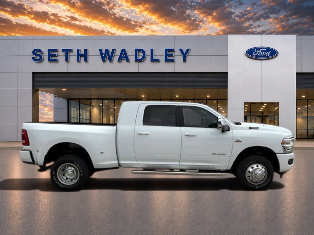 Used 2024 RAM 3500 Laramie w/ Safety Group AWD/4WD image 8
