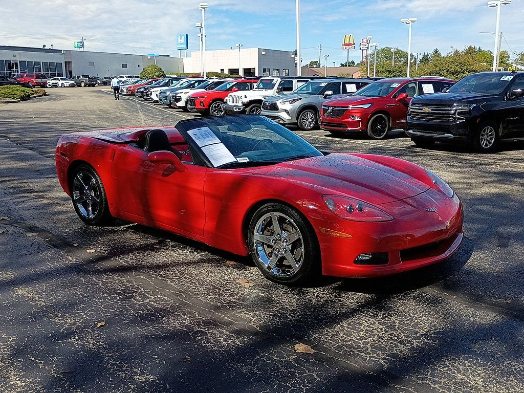 Used 2008 Chevrolet Corvette Convertible w/ Preferred Equipment Group RWD image 22