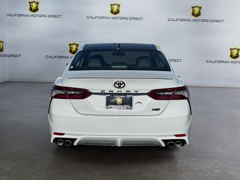 Used 2023 Toyota Camry XSE FWD image 4