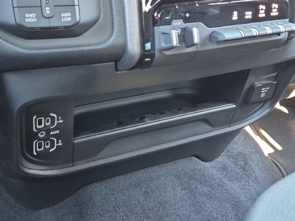 New 2026 RAM 2500 Tradesman AWD/4WD image 26