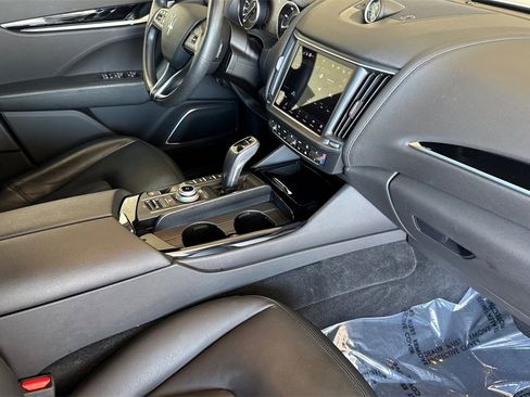 Used 2022 Maserati Levante Modena image 18
