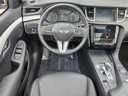 Used 2021 INFINITI QX50 Luxe image 11