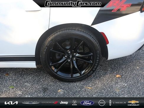 Used 2018 Dodge Charger R/T w/ Beats Audio Group image 4