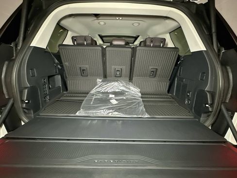 New 2027 Ford Expedition Platinum w/ Platinum Ultimate Package AWD/4WD image 32