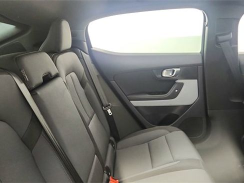 Used 2023 Polestar Polestar 2 Long Range Dual Motor w/ Pilot Pack image 23