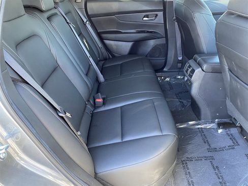 Certified 2025 Nissan Murano SV image 11