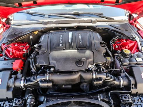 Used 2017 Jaguar XF R-Sport image 34