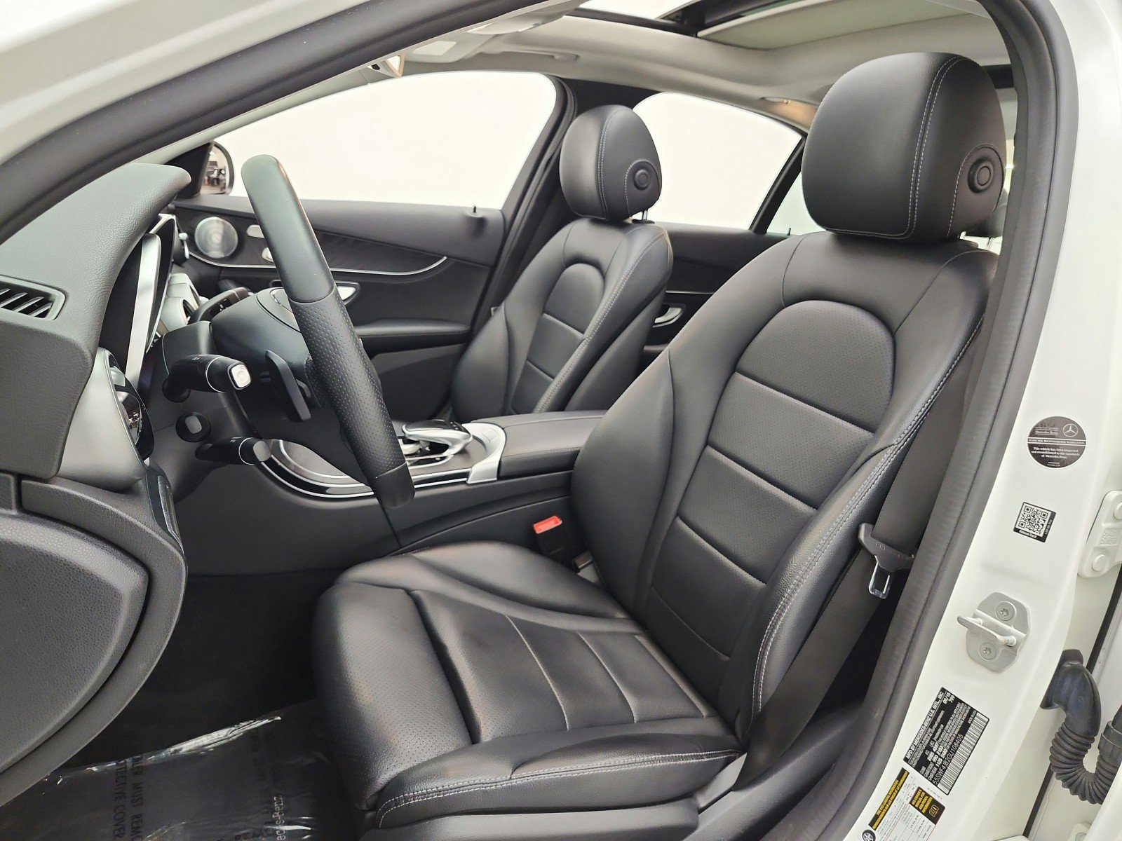 Used 2016 Mercedes-Benz C 300 Sedan image 15