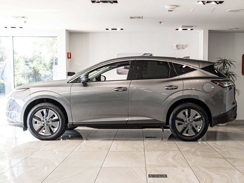 Used 2025 Nissan Murano SL AWD/4WD image 6