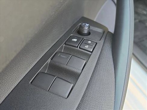 Used 2026 Toyota Corolla LE FWD image 8