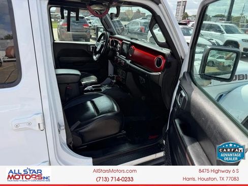 Used 2019 Jeep Wrangler Unlimited Rubicon AWD/4WD image 13