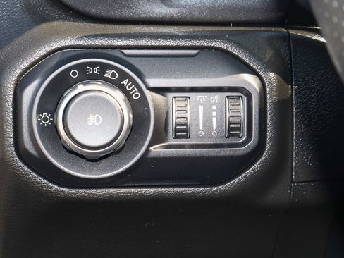 Used 2022 Jeep Wrangler Unlimited Rubicon w/ Trailer Tow Package image 20