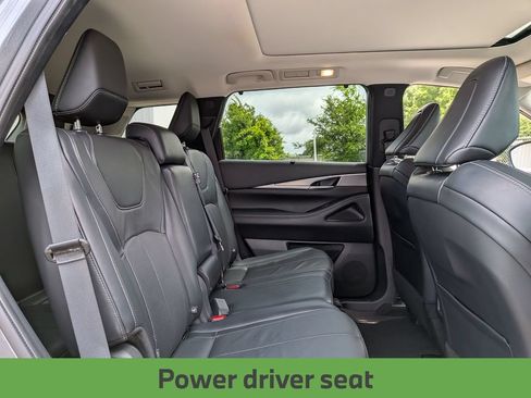 Used 2023 INFINITI QX60 Luxe w/ Cargo Package FWD image 30