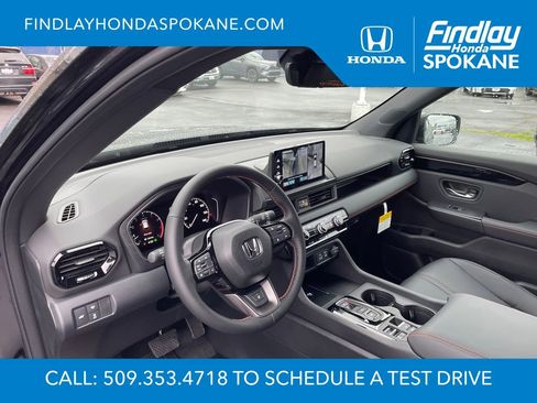 New 2025 Honda Pilot TrailSport image 13