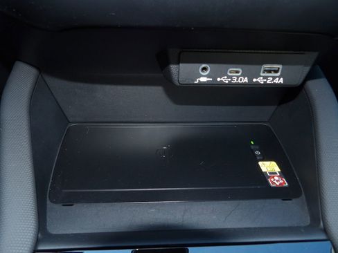 Used 2025 Subaru Forester Premium w/ Convenience Package #1 image 22