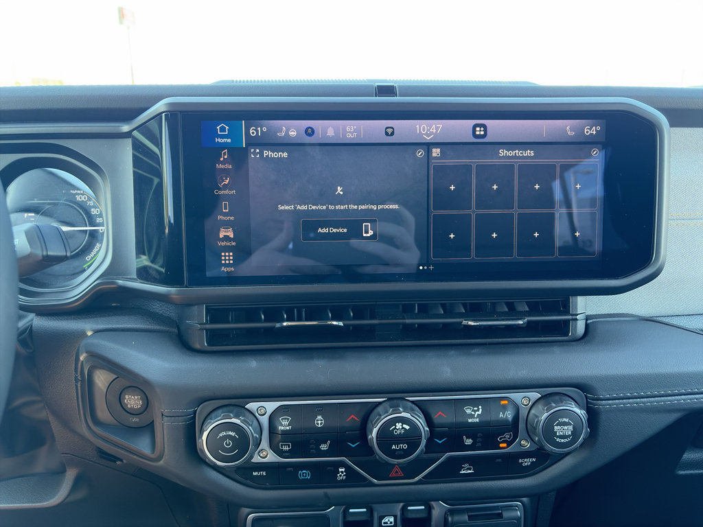 Used 2025 Jeep Wrangler Unlimited Sahara AWD/4WD image 20