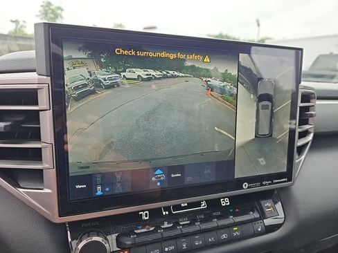 Used 2024 Toyota Sequoia SR5 w/ SR5 Premium Package AWD/4WD image 19