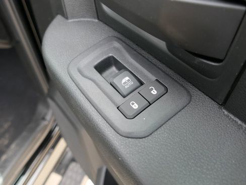 New 2026 RAM 3500 Tradesman AWD/4WD image 24