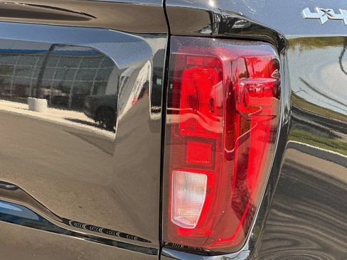 Used 2024 GMC Sierra 1500 Pro w/ Graphite Edition AWD/4WD image 36