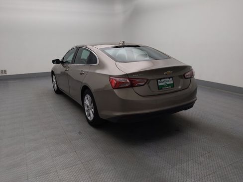 Used 2022 Chevrolet Malibu LT FWD image 5
