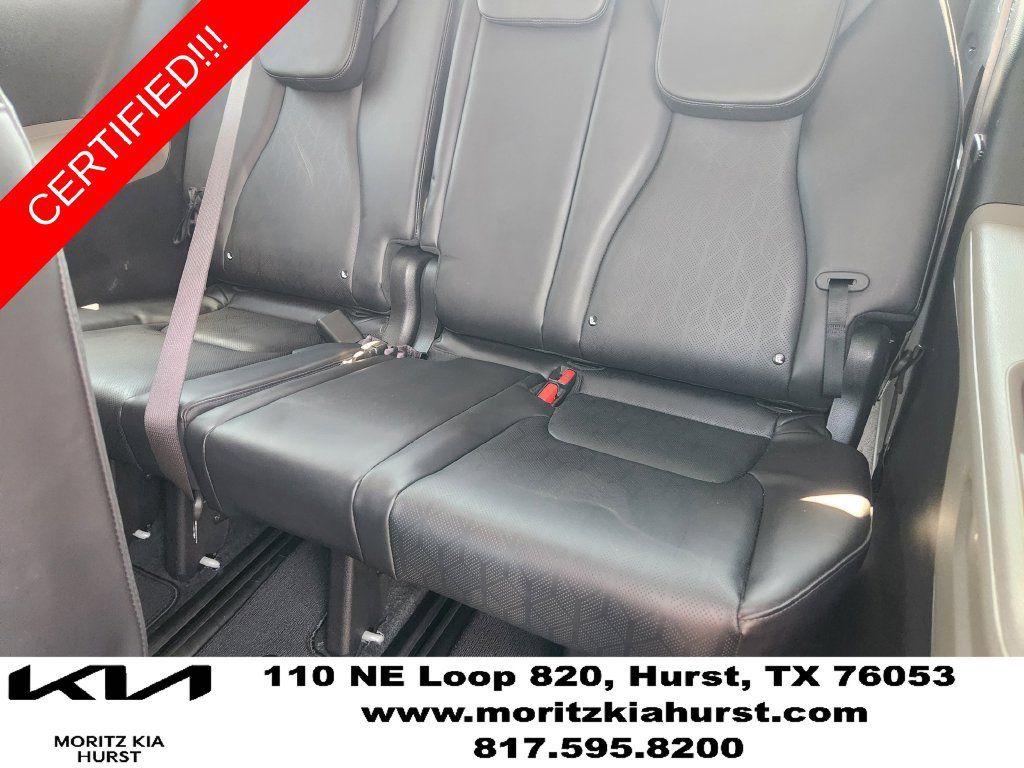 Certified 2025 Kia Carnival SX FWD image 31