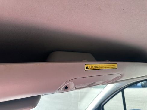 Used 2016 Ford Transit Connect XL image 35