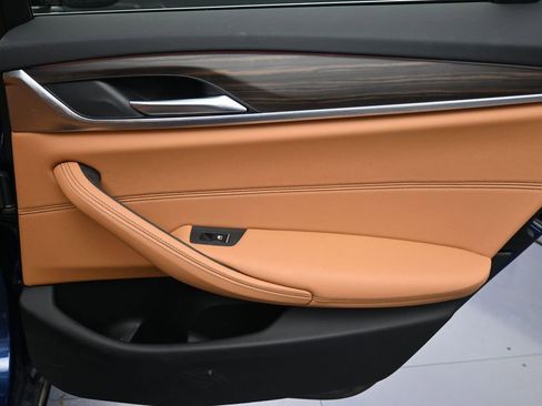 Used 2022 BMW 530i xDrive w/ Convenience Package image 14