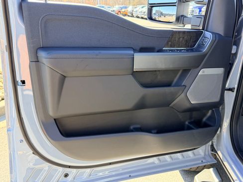 New 2026 Ford F250 Lariat w/ Lariat Premium Package AWD/4WD image 16