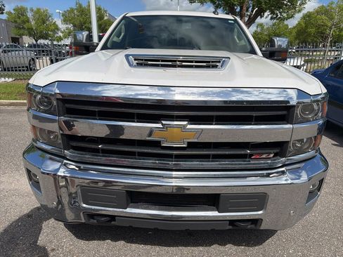 Used 2019 Chevrolet Silverado 2500 LTZ w/ Duramax Plus Package AWD/4WD image 11