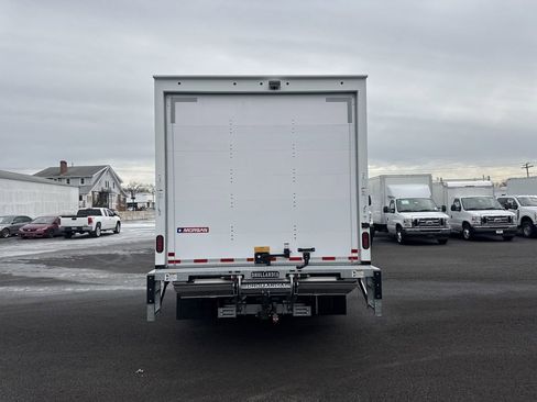 New 2025 Ford E-450 and Econoline 450 Super Duty w/ Driver's Safety Package image 7