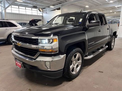 Used 2017 Chevrolet Silverado 1500 LT w/ All Star Edition RWD image 7