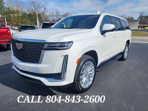 Used 2022 Cadillac Escalade ESV Premium Luxury image 2